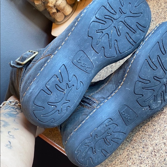 B.O.C. Leather Boots wide calf - Picture 5 of 6